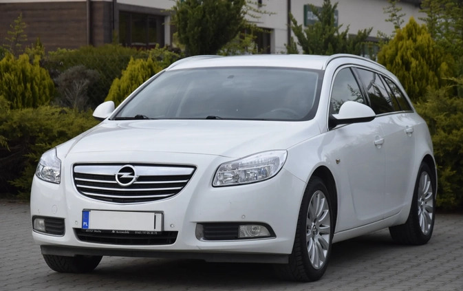 Opel Insignia cena 22900 przebieg: 299000, rok produkcji 2010 z Żuromin małe 466